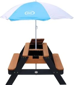 AXI Nick Zand & Water Picknicktafel In Antraciet/Bruin - Parasol Blauw/Wit - Picknick Tafel Voor Kinderen Van Hout -Tuin En Buiten 1038x1200 1