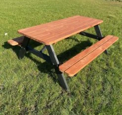 Goedkopepicknicktafels.nl | Zwart Bruine XL Picknicktafel Bruno | Tuintafel 6 Persoons | Bruin Zwart Gespoten Gedroogd Grenen Hout! -Tuin En Buiten 1200x1127 6