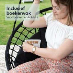 Vita5 Macramé Hangstoel - Voor Binnen En Buiten - Zonder Standaard - Incl. Kussen, Boekenvak En Beschermhoes - Tot 150kg - Zwart 14 Vita5 Macramé Hangstoel - Voor Binnen En Buiten - Zonder Standaard - Incl. Kussen, Boekenvak En Beschermhoes - Tot 150kg - Zwart -Tuin En Buiten 1200x1200 1159