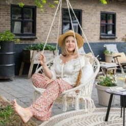 Vita5 Macramé Hangstoel - Voor Binnen En Buiten - Zonder Standaard - Incl. Kussen, Boekenvak En Beschermhoes - Tot 150kg - Beige -Tuin En Buiten 1200x1200 1210