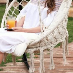 Hangstoel, Hangschommel, Hangstoel Met Een Dik Kussen, Tot 120 Kg Belastbaar, Voor Tuin, Balkon, Woonkamer, Terras, Scandinavische Stijl, Modern, Beige HMDC042M01 -Tuin En Buiten 1200x1200 1218