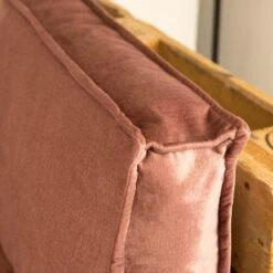 2L Home & Garden Rugkussen Velvet Oud Roze - 120 X 40cm -Tuin En Buiten 1200x1200 316