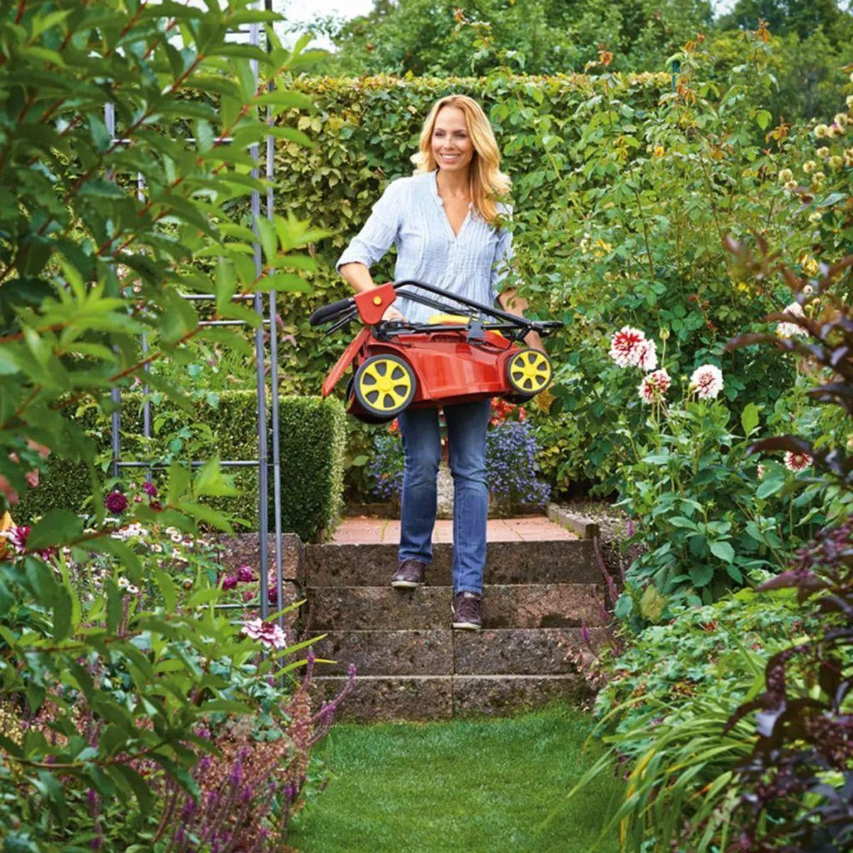 WOLF-Garten A 340 E Elektrische Grasmaaier - 1400 W - 34 Cm Maaibreedte - 30 Liter Opvangbak - Centrale Hoogte-instelling 5 WOLF-Garten A 340 E Elektrische Grasmaaier - 1400 W - 34 Cm Maaibreedte - 30 Liter Opvangbak - Centrale Hoogte-instelling - Afbeelding 5