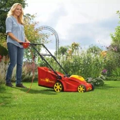 WOLF-Garten A 340 E Elektrische Grasmaaier - 1400 W - 34 Cm Maaibreedte - 30 Liter Opvangbak - Centrale Hoogte-instelling 28 WOLF-Garten A 340 E Elektrische Grasmaaier - 1400 W - 34 Cm Maaibreedte - 30 Liter Opvangbak - Centrale Hoogte-instelling -Tuin En Buiten 1200x1200 712