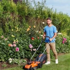 Black & Decker BLACK+DECKER BCMW3318N-XJ Grasmaaier - 18V - 33cm - Excl. Accu & Lader -Tuin En Buiten 1200x1200 734