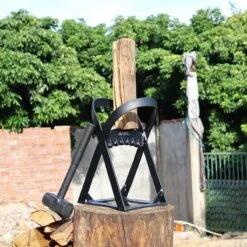 Lighted Lifestyle™| Houtklover Voor Aanmaakhout Incl. Kloofhamer - Houtsplijter - Houtkliever - Snel Haardhout - Gietijzer - Incl. Schroeven -Tuin En Buiten 1200x1200 891