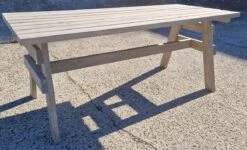 Jee & Bee Tuintafel 6 Persoons (grijs) -Tuin En Buiten 1200x727 2