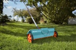 GARDENA Combisysteem Strooiwagen - 40 Cm Strooibreedte - Inhoud 3 Liter - Geschikt Voor 100m² -Tuin En Buiten 1200x799 113