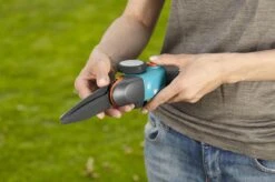 GARDENA Comfort Grasschaar - Op Steel -Tuin En Buiten 1200x799 64