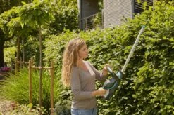 GARDENA - ComfortCut 50/18V-P4A Ready-To-Use Set - Heggenschaar -Tuin En Buiten 1200x799 96