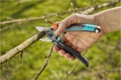 GARDENA - ExpertCut - Snoeischaar - 22 Diameter Tak -Tuin En Buiten 1200x800 323