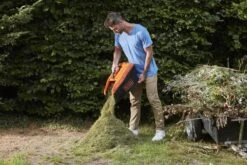 Black & Decker BLACK+DECKER BCMW3318L2-QW Grasmaaier - 18V - 33cm - Incl. 2 Accu's En Lader -Tuin En Buiten 1200x800 395