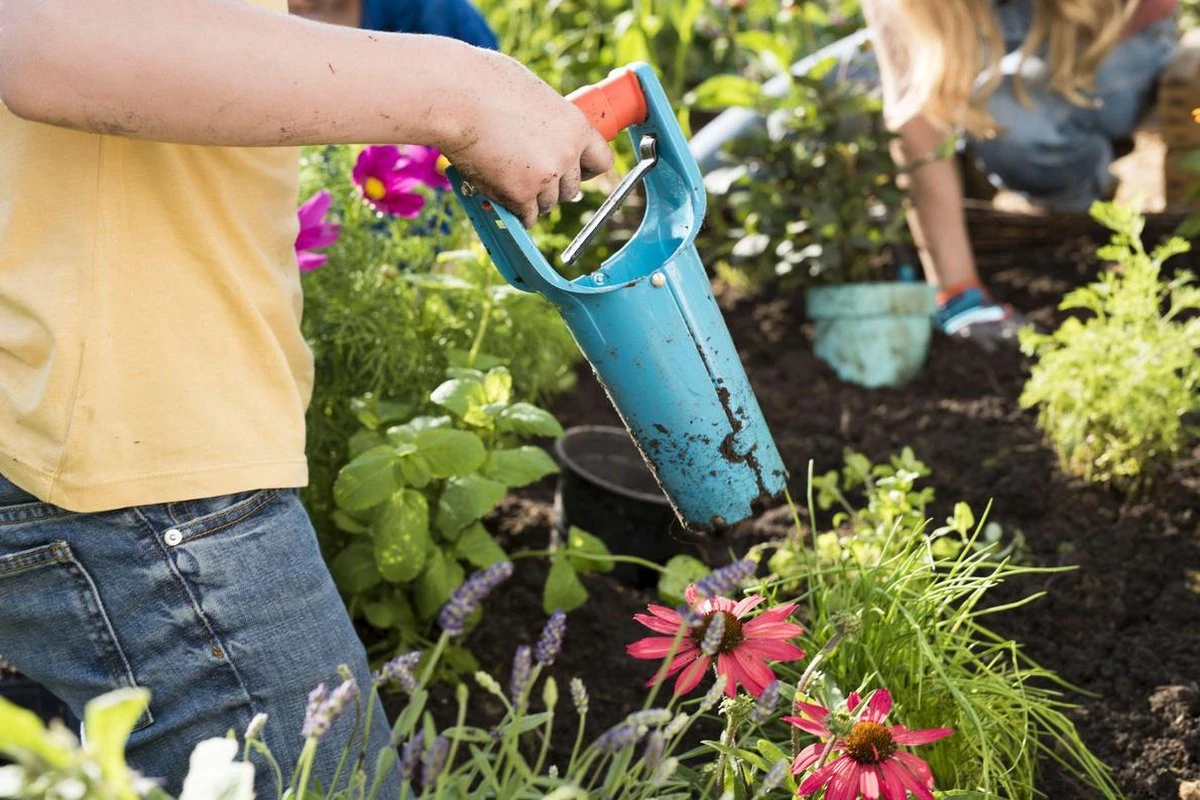 GARDENA Bollenplanter - Diepteaanduiding - Automatische Aardeloslating 4 GARDENA Bollenplanter - Diepteaanduiding - Automatische Aardeloslating - Afbeelding 4