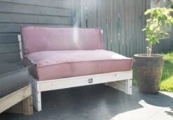2L Home & Garden Rugkussen Velvet Oud Roze - 120 X 40cm -Tuin En Buiten 1200x836