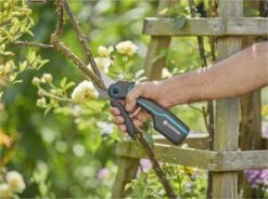 GARDENA AssistCut Snoeischaar- Ø 25mm 23 GARDENA AssistCut Snoeischaar- Ø 25mm -Tuin En Buiten 1200x896 2