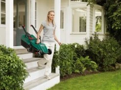 Bosch ARM 32 Grasmaaier - 1200 W 8 Bosch ARM 32 Grasmaaier - 1200 W -Tuin En Buiten 1200x899 11