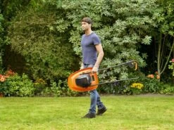 Black & Decker BLACK+DECKER BEMWH551-QS Zweefmaaier - 1200W - 30cm - Gesnoerd 10 Black & Decker BLACK+DECKER BEMWH551-QS Zweefmaaier - 1200W - 30cm - Gesnoerd -Tuin En Buiten 1200x900 55