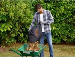 Black & Decker BLACK+DECKER BEBLV300SB-QS Bladblazer - 404 Km/u - 3000W - Zuig-/blaasfunctie - Gesnoerd -Tuin En Buiten 1200x910 1