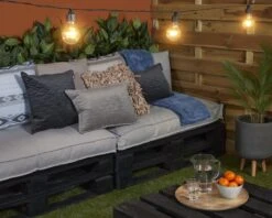 In The Mood Collection Mick Palletkussens - L120 X B80/40 X H12 Cm - Beige -Tuin En Buiten 1200x960