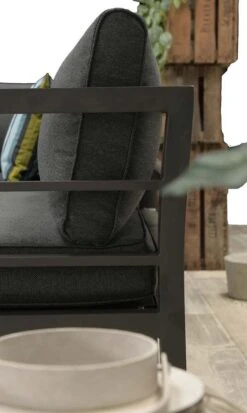 Blakes Lounge Diningset - 4 Delig - Donker Grijs -Tuin En Buiten 717x1200