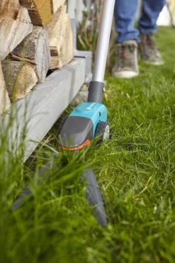 GARDENA Comfort Grasschaar - Op Steel -Tuin En Buiten 799x1200 22