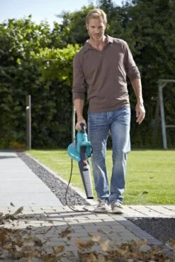 GARDENA ErgoJet 3000 Bladblazer - 3000W - Incl. 45l - Met Opvangzak -Tuin En Buiten 799x1200 3