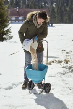 GARDENA Strooiwagen XL Strooikar - 800m2 - 18 Liter -Tuin En Buiten 799x1200 42