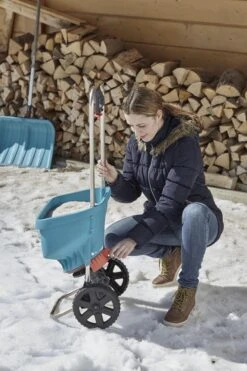 GARDENA Strooiwagen XL Strooikar - 800m2 - 18 Liter -Tuin En Buiten 799x1200 43