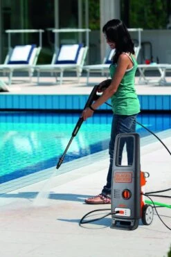 Black & Decker BLACK+DECKER Hogedrukreiniger BXPW1600PE - 1600 Watt - 125 Bar - 420 L/u - Verrijdbaar -Tuin En Buiten 799x1200 9